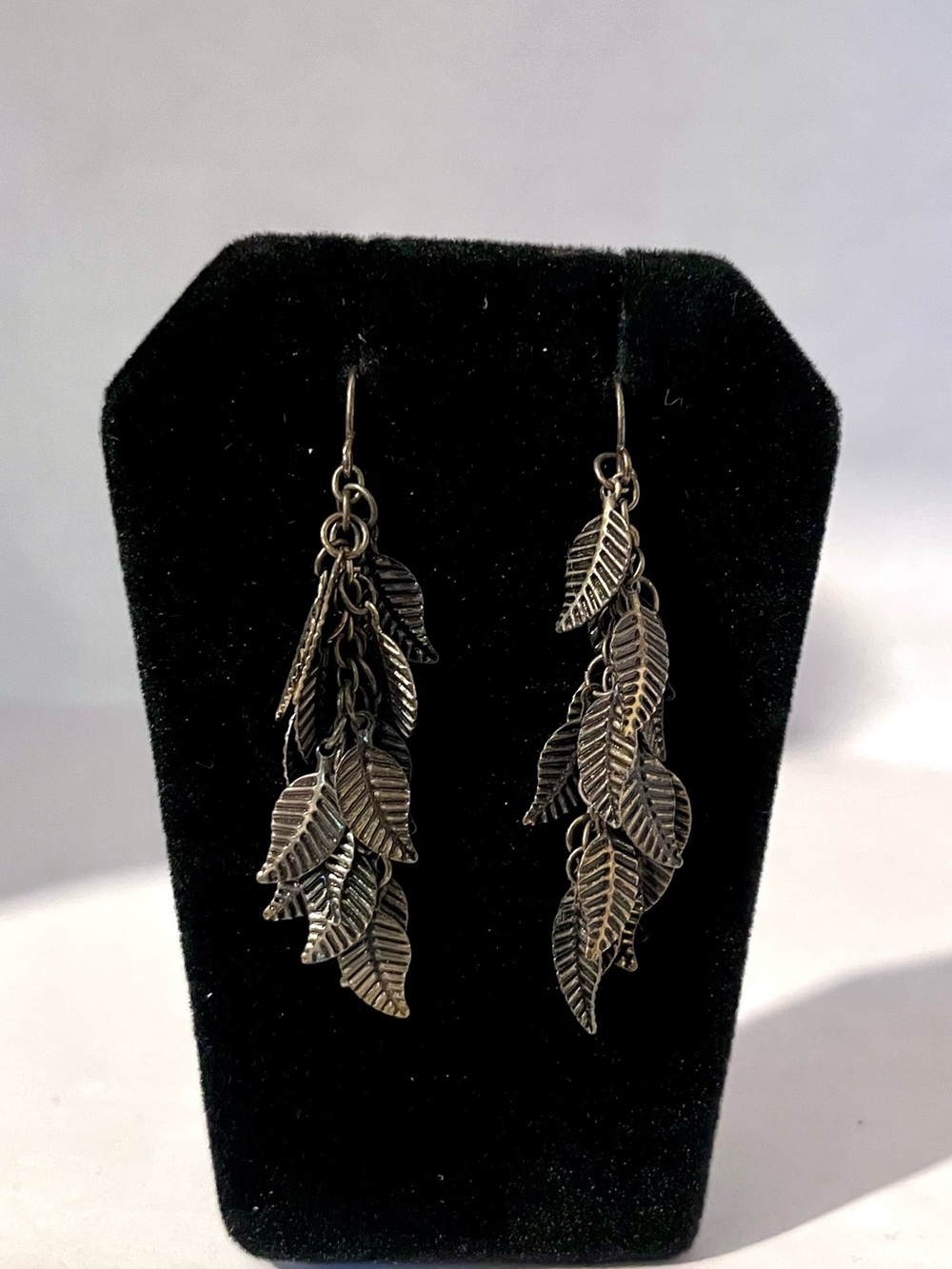 Leaf Dangle Earrings - Bronze Tone